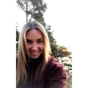 Meet your Posher, Casey